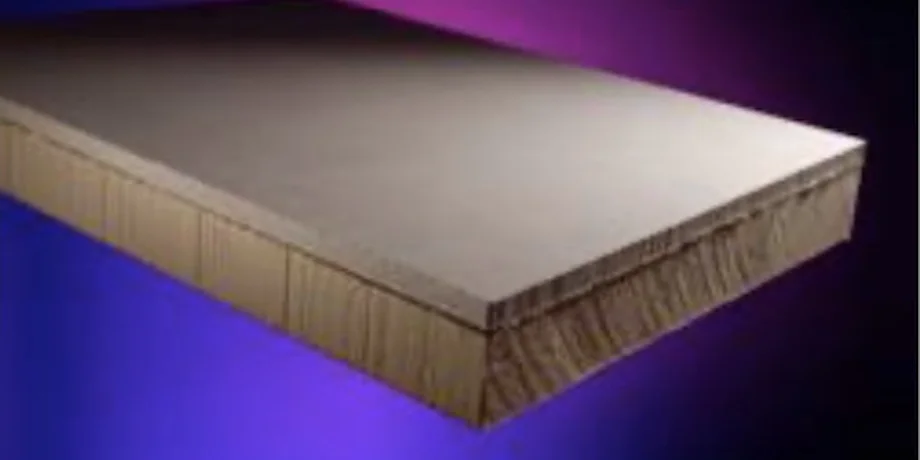 Close-up corner view of an insulated plasterboard panel