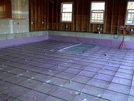 Installing floor insulation is not only practical but can also have an aesthetic effect and improve the look of the floor